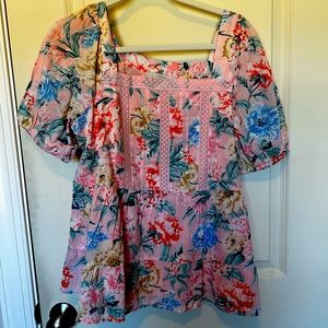Floral ruffled blouse